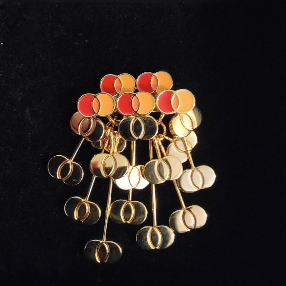 Mastercard/Bevza Ukraine KALYNA Pin (NWT)